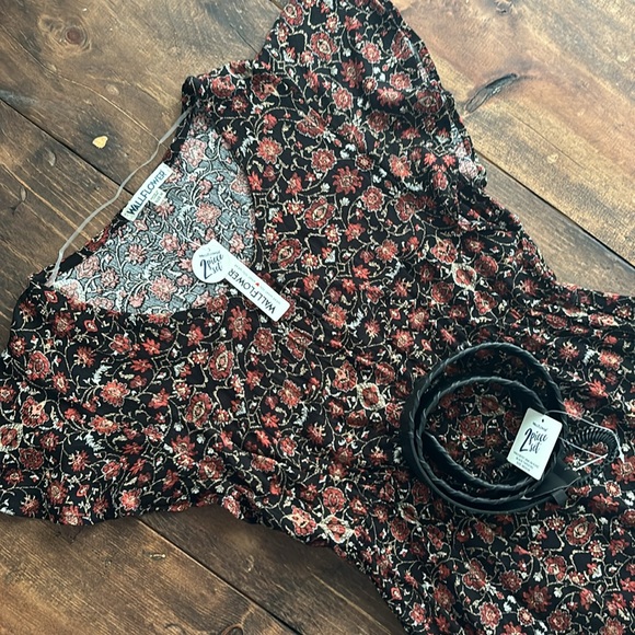 Dresses & Skirts - Super Cute Summer Dress